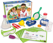 10 activity cards and 12 pieces of science equipment, including beaker, test tubes, funnel and eye dropper.
